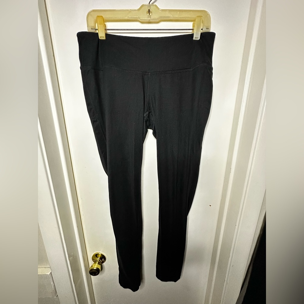 Cato. Black leggings. Size medium
